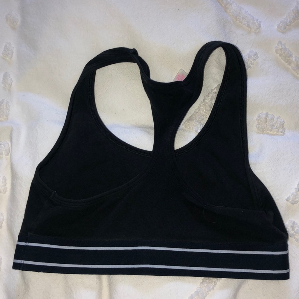 Victoria’s Secret pink sports bra - Picture 2 of 3